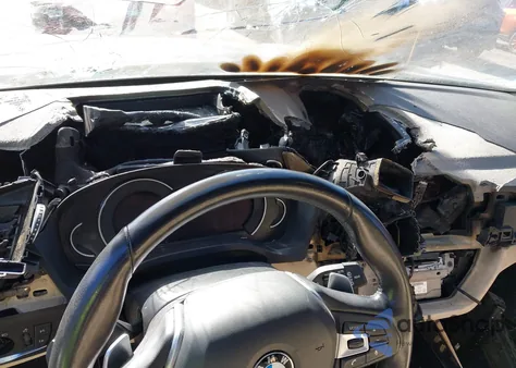 2019 BMW X3 xDrive30I z USA, uszkodzony, nr VIN 5UXTR9C5XKLE15196